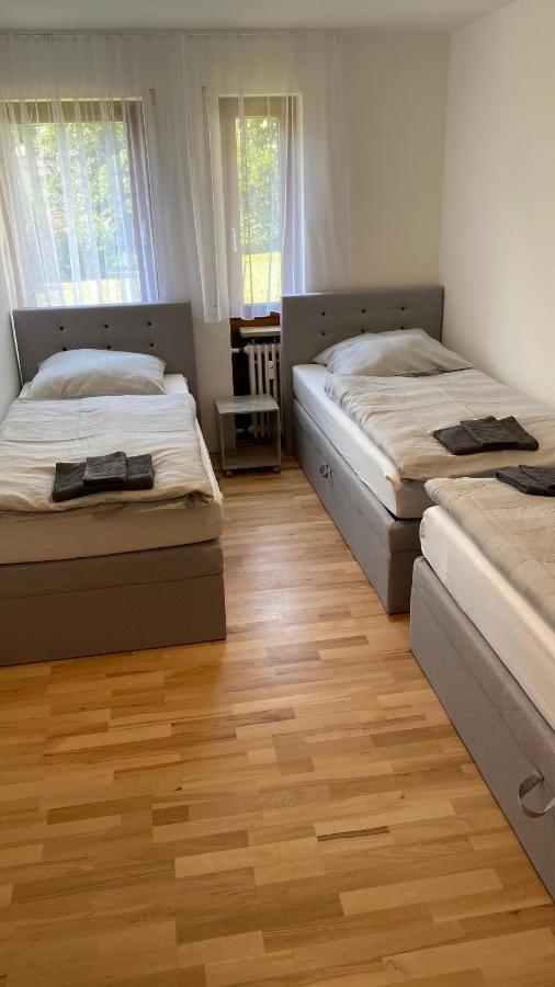 Outlet Holiday Home Metzingen  Luaran gambar